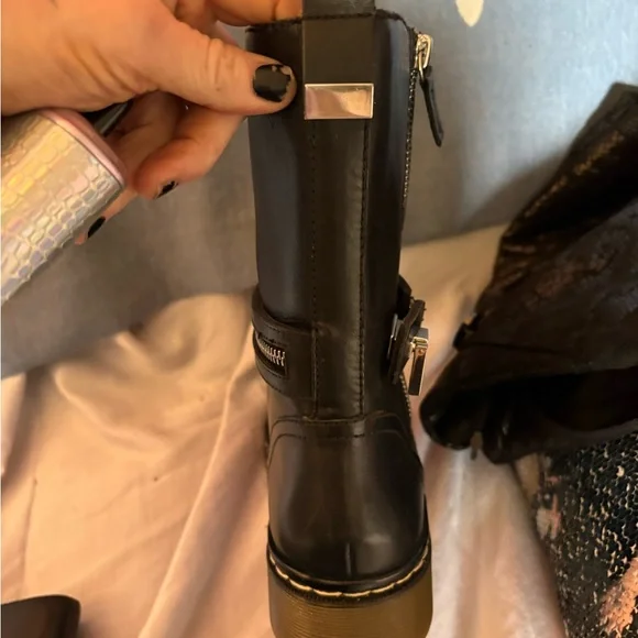 Zara Black Leather Ankle Boots with Silver Hardware - Picture 4 of 4